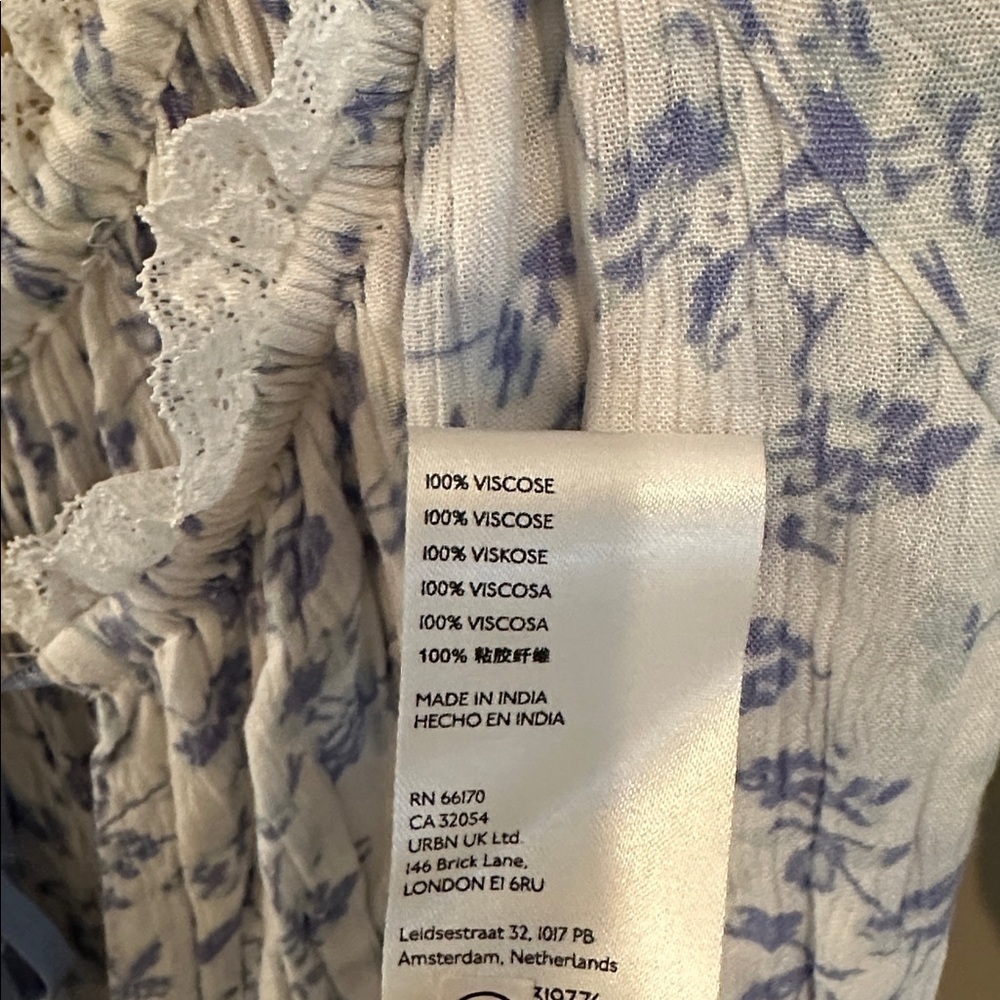 Urban Outfitters Laura Floral Ruffle Romper - Picture 8 of 8